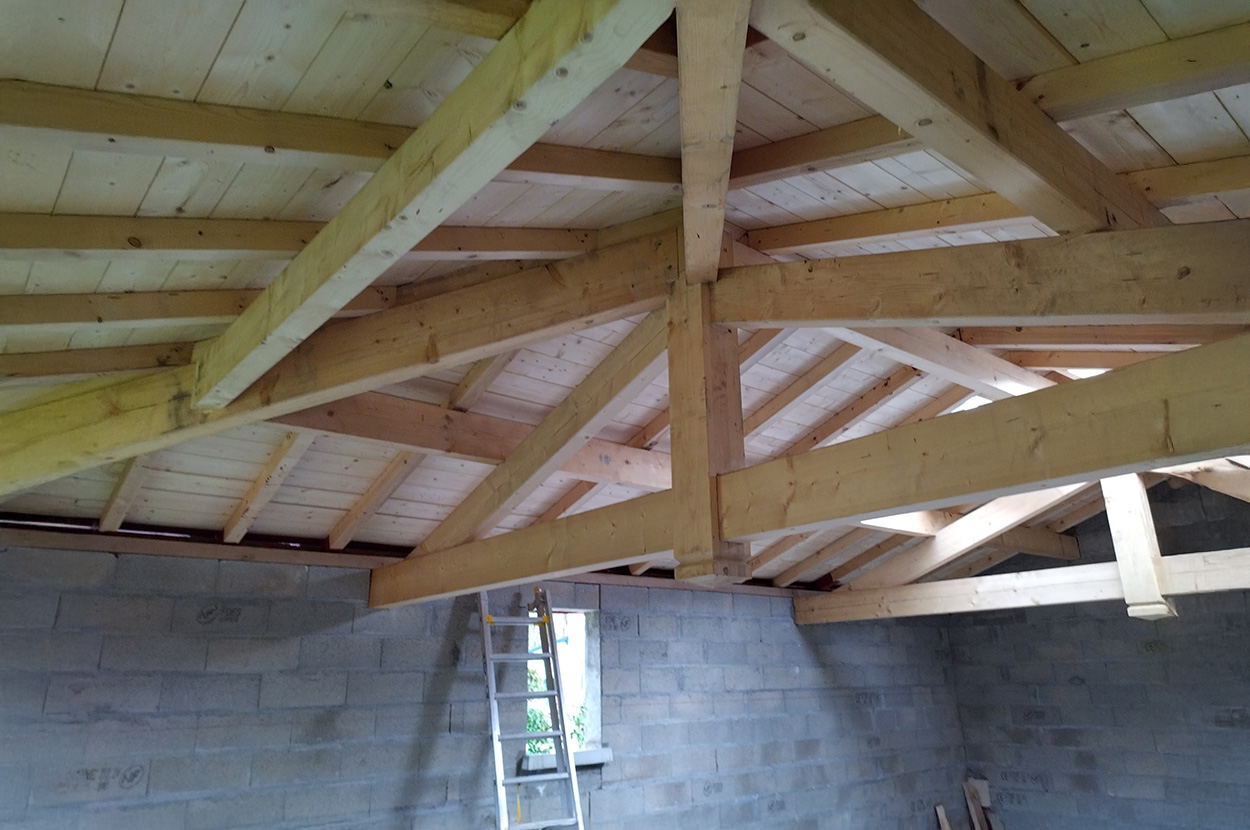 Charpente Côte basque, Charpente Saint Jean de Luz, Charpente Saint Pée sur Nivelle, Couverture Côte basque, Couverture Saint Jean de Luz, Couverture Saint Pée sur Nivelle, Pose de Velux Côte basque, Pose de Velux Saint Jean de Luz, Pose de Velux Saint Pée sur Nivelle, Rénovation Toiture Côte basque, Rénovation Toiture Saint Jean de Luz, Rénovation Toiture Saint Pée sur Nivelle, Zinguerie Côte basque, Zinguerie Saint Jean de Luz, Zinguerie Saint Pée sur Nivelle