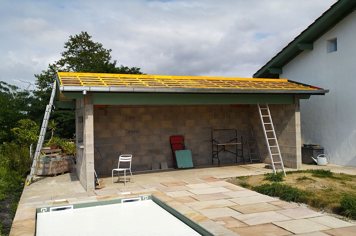 Charpente Côte basque, Charpente Saint Jean de Luz, Charpente Saint Pée sur Nivelle, Couverture Côte basque, Couverture Saint Jean de Luz, Couverture Saint Pée sur Nivelle, Pose de Velux Côte basque, Pose de Velux Saint Jean de Luz, Pose de Velux Saint Pée sur Nivelle, Rénovation Toiture Côte basque, Rénovation Toiture Saint Jean de Luz, Rénovation Toiture Saint Pée sur Nivelle, Zinguerie Côte basque, Zinguerie Saint Jean de Luz, Zinguerie Saint Pée sur Nivelle